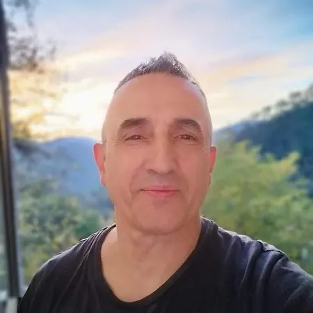Affittacamere La Casa Nel Bosco La Spezia